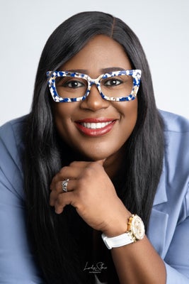 Portrait of Frieda Odukwe, Associate.